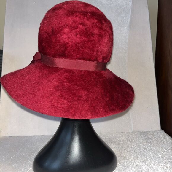 Women Hat empress Made In Germany / Amy New York